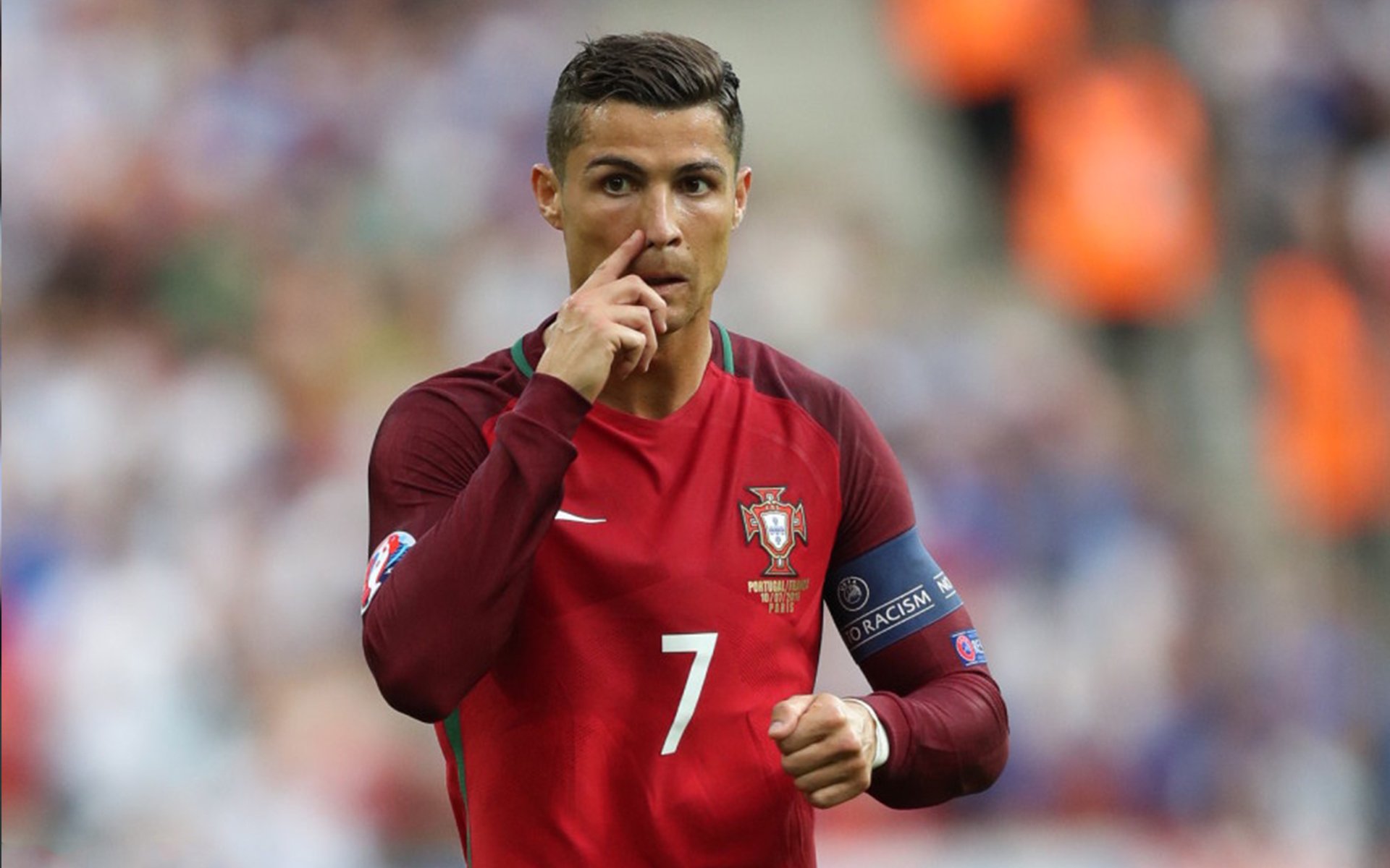 “足球+文化+科技”融合创新发布会在多个城市同步举行，行业开启新格局